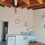 Lighthouse * לרנקה